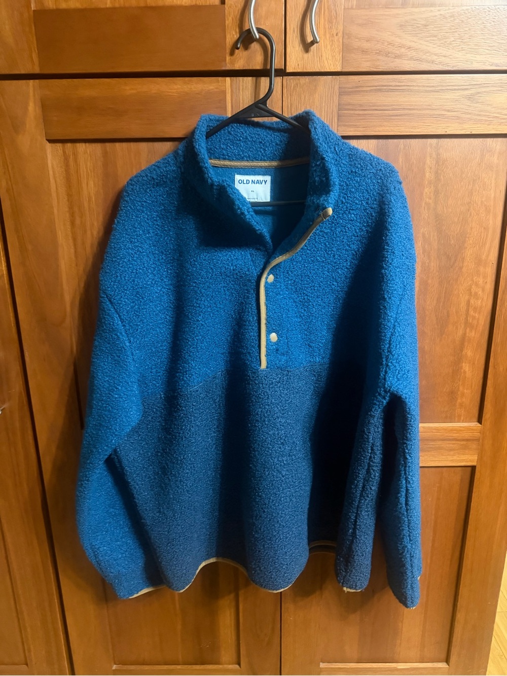 Old Navy Men’s Two-Tone Blue Sherpa Zip Pullover